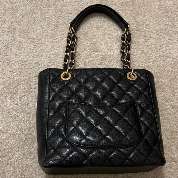 Chanel - Picture 5 of 5